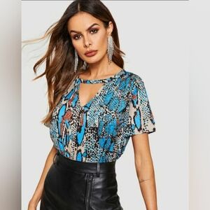 SHEIN Stylish Blue Snake Print Women's Top
